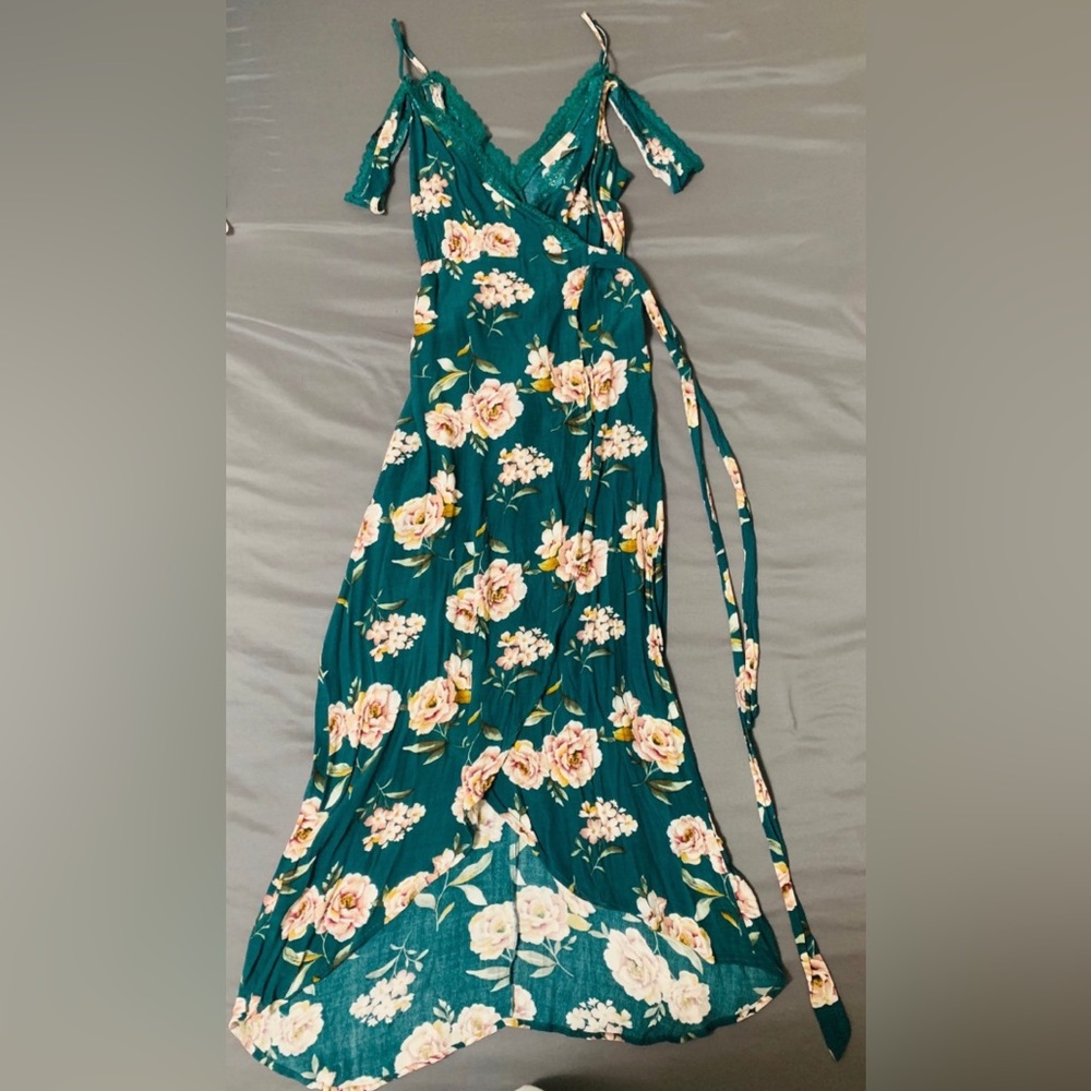 Forever 21 Women’s Wrap Dress